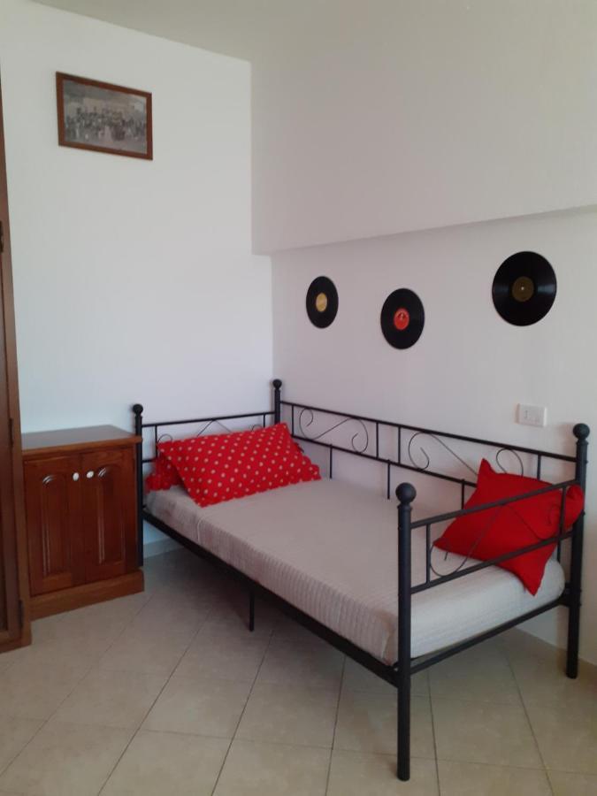 B&B Marzo '51 Villasimius Ngoại thất bức ảnh
