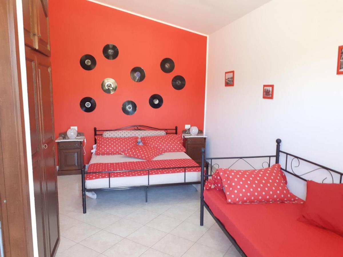 B&B Marzo '51 Villasimius Ngoại thất bức ảnh