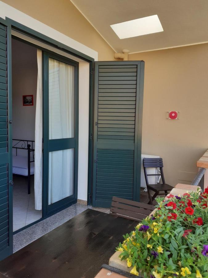 B&B Marzo '51 Villasimius Ngoại thất bức ảnh